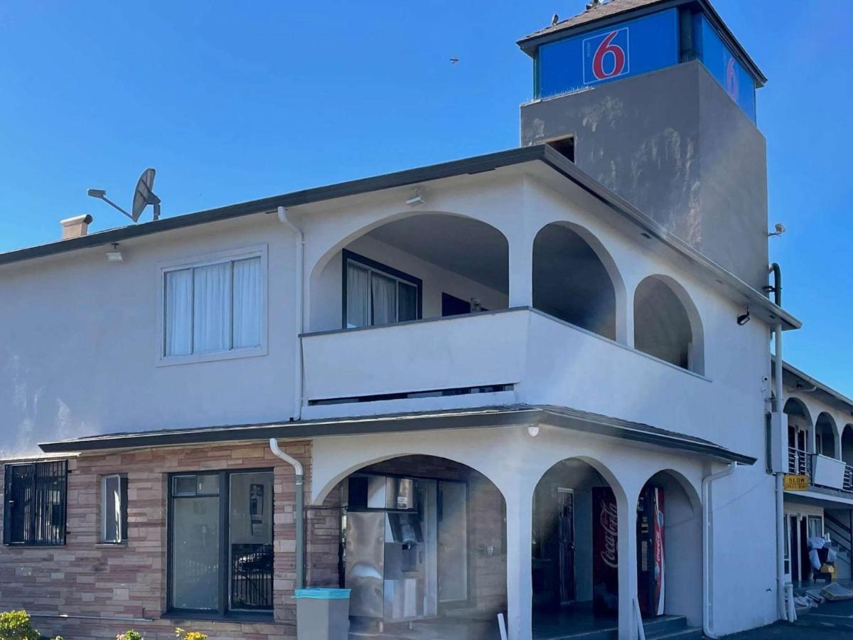 Motel 6 Richmond Ca Civic Center Exteriér fotografie